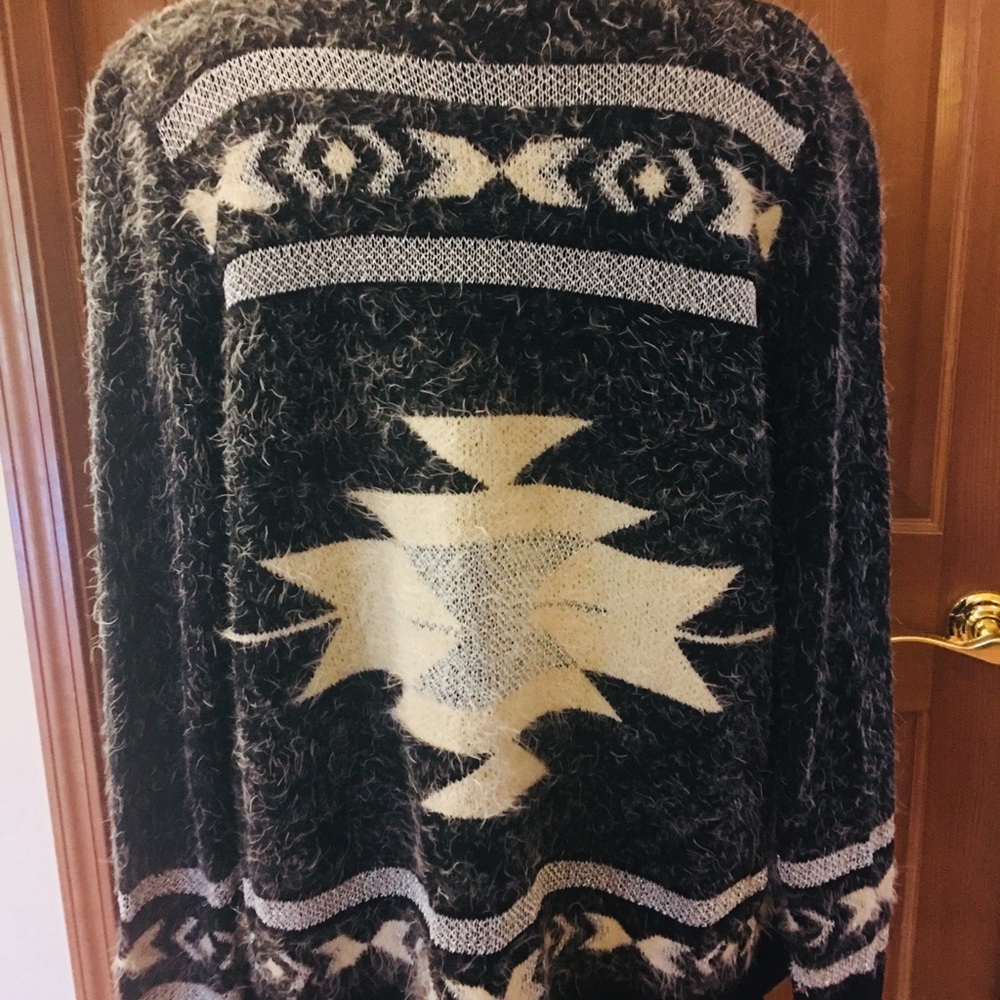 Cardigan - Picture 3 of 3